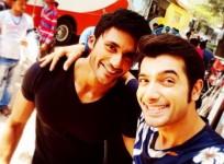 Zuber K Khan to quit "Kasam Tere Pyaar Ki." Pictured: "Kasam Tere Pyaar Ki" actors Zuber K Khan (on left) and Ssharad Malhotra (on right).