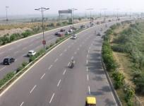 delhi-noida road
