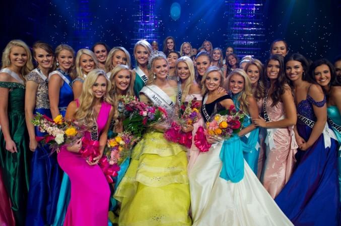 The contestants of Miss Teen USA 2016