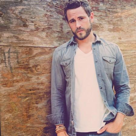 The Bachelor 2017 Nick Viall confesses to falling for more than one ...