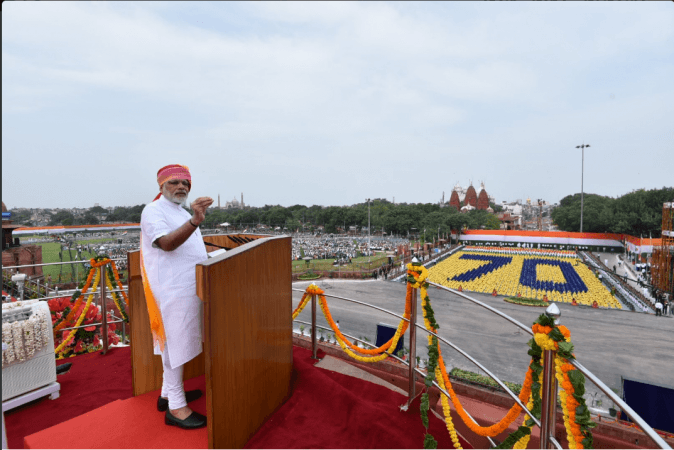 narendra modi speech red fort independence day inflation sugarcane goof up nda congress bjp claims elections 70th 70 celebrations