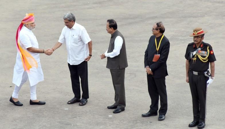 Prime Minister Narendra Modi is received by Union Minister for Defence Manohar Parrikar and Minister of State for Defence Subhash Ramrao Bhamre, on his arrival at Red Fort, on the occasion of 70th Independence Day, in Delhi on August 15, 2016. Defence Sec