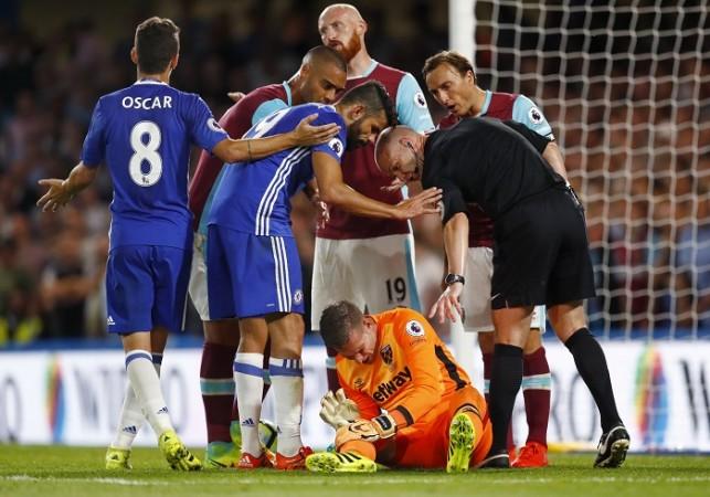 Diego Costa Chelsea Adrian West Ham Anthony Taylor