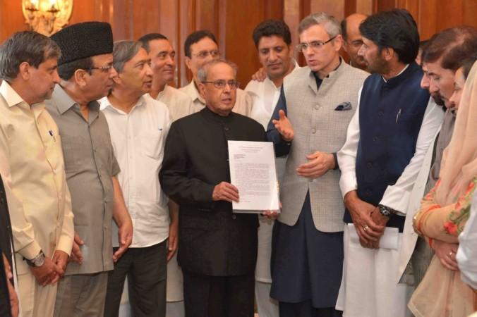president pranab mukherjee omar abdullah