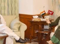 Union Home Minister Rajnath Singh meets Jammu and Kashmir Chief Minister Mehbooba Mufti in Srinagar on Aug. 25, 2016.