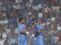MS Dhoni Virat Kohli India