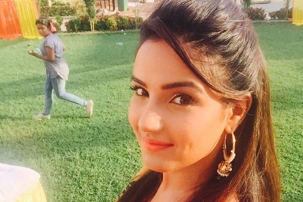 Jasmin Bhasin and other TV actors share their childhood memories with Janmashtami. Pictured: "Tashan-E-Ishq" lead actress Jasmin Bhasin aka Twinkle