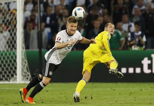 Shkodran Mustafi Arsenal Roman Zozulya Ukraine