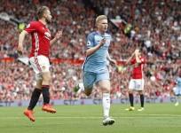 Kevin De Bruyne Manchester City Luke Shaw Manchester United