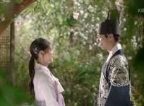 Moonlight drawn by clouds