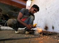 jobless growth factory manufacturing workers gdp economic growth modi govt nda bjp