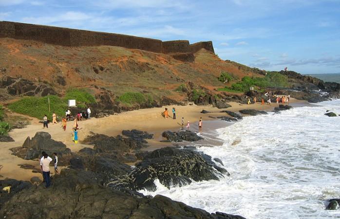 Bakel Fort Beach Kasaragod