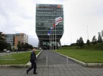 ing stake sale kotak mahindra bank share price results bank private sector lender