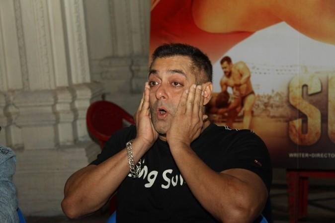 Salman Khan MNS slams Salman Khan for supporting Pakistani artistes.
