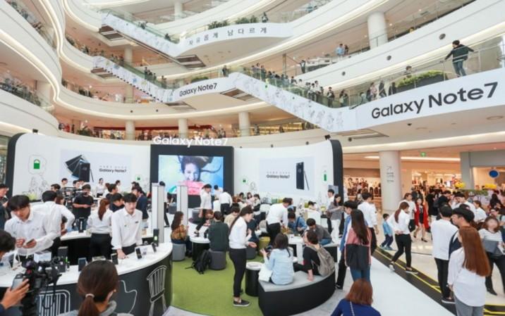 Samsung Galaxy Note7 kiosks in Seoul, South Korea. Samsung, Galaxy Note7, fire incidents, Galaxy Note 7, Samsung press conference,
