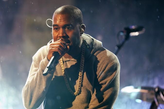 Kanye West cuts concert short after Kim Kardashian robbed at gunpoint