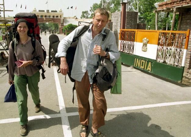 tourists wagah border