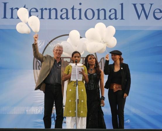Parmeshwar Godrej passes away due to lung ailment. Pictured: Hollywood actor Richard Gere (L), Indian socialite Parmeshwar Godrej (R), Bollywood actress Bipasha Basu (2nd R) and sex worker community leader Naimon Khan attend a HIV/AIDS awareness event in Mumbai January 10, 2007. Parmeshwar Godrej