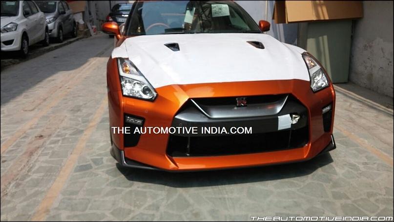 2017 Nissan GT-R starts reaching dealerships ahead of launch 2017 Nissan GT-R starts reaching dealerships ahead of launch