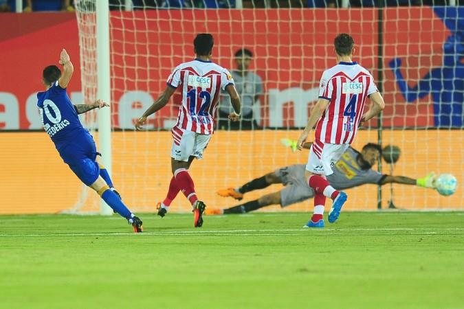Mumbai City FC's Defederico takes a shot on goal against Atletico de Kolkata in ISL 2016 mumbai city fc