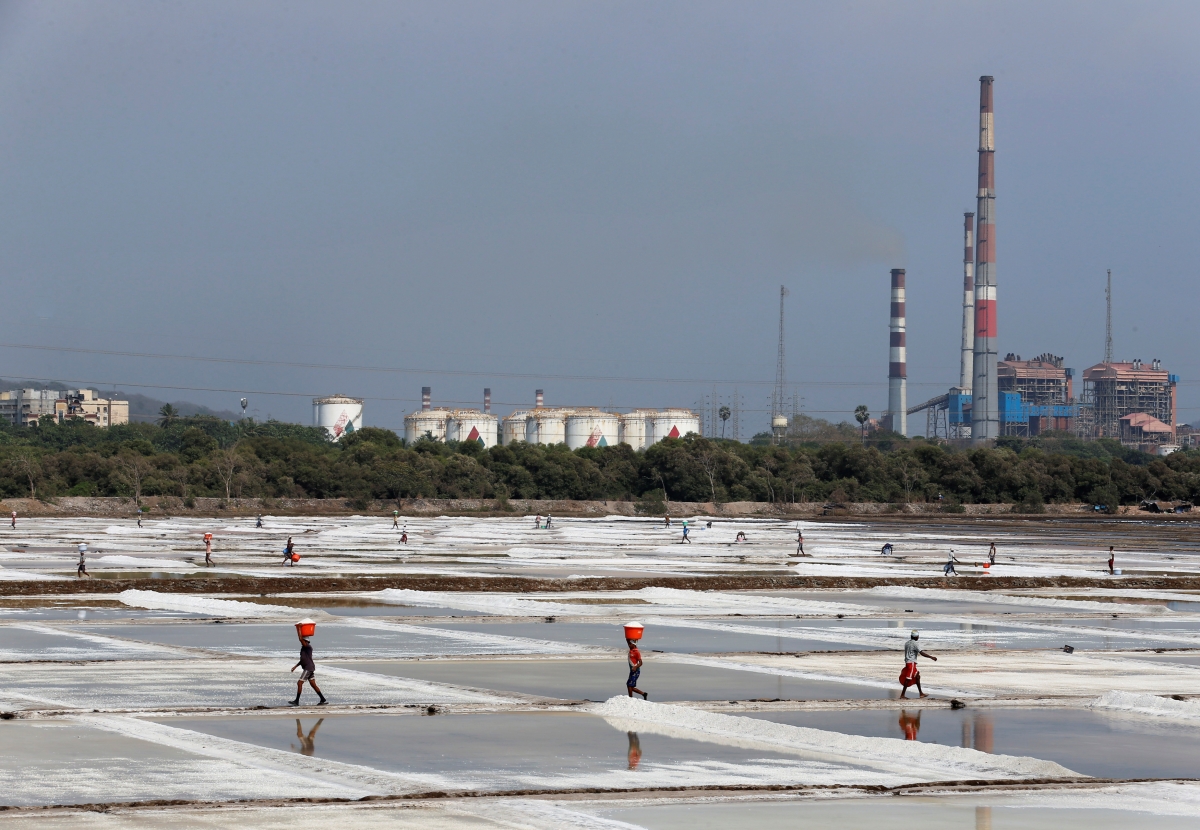 india salt production gujarat maharashtra tamil nadu consumption tata chemicals hul iodised health