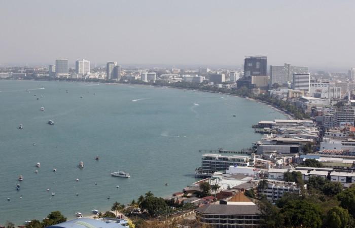 pattaya thailand king King Bhumibol Adulyadej tourists indian travellers tat authority visitors beach centre