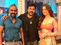 Raai Laxmi, Chiranjeevi, Raghava Lawrence on Khaidi No 150 set