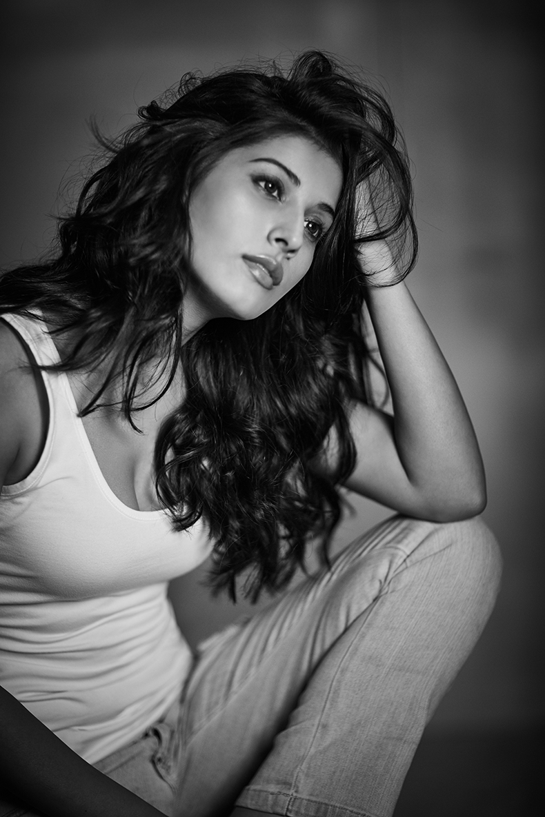 Divinaa Thackur Divinaa Thackur