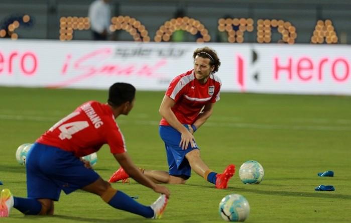Mumbai will bank on the brilliance of Diego Forlan to help them past Goa in ISL 2016 Diego Forlan Mumbai City FC