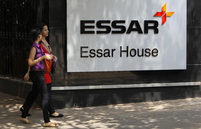 essar icici bank axis bank standard chartered bank loans debt deal essar oil steel rosneft 12.9 billion oil petrol refinery ok