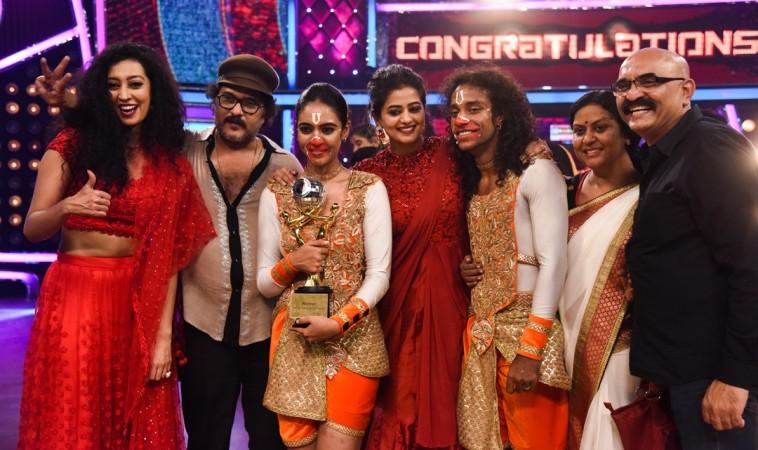 Hitha Chandrasekhar and her choreographer Tharak Xavier with Dancing Star 3 judges Ravichandran, Priyamani and Mayuri Upadhyaya. Dancing Star 3 Winners with judges Ravichandran, Priyamani and Mayuri Upadhyaya