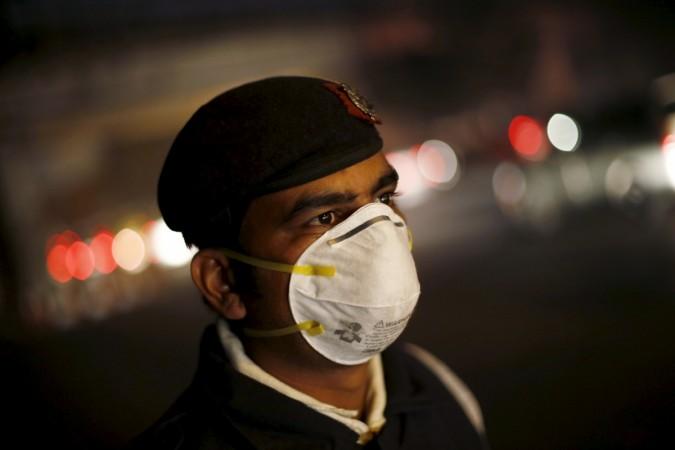 Delhi smog masks