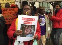 Zimbabwes diaspora protests in London and calls on Mugabe to go