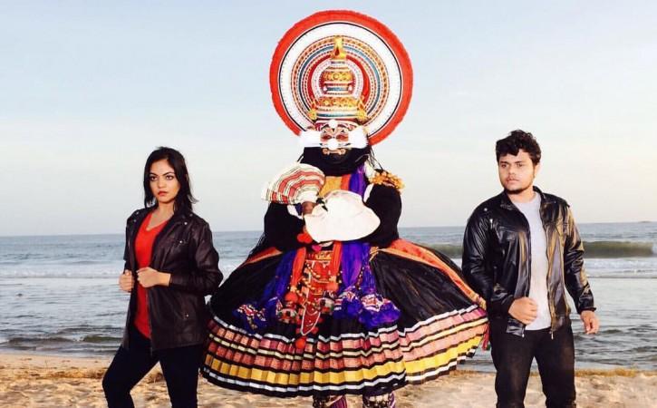 Watch Kari musical video Watch Kari musical video