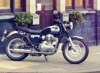 Kawasaki W800