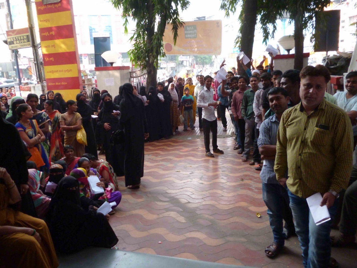 ban on currency rs 500 1,000 1000 note modi rbi demonetization black money scrapped new notes 2000 new 500 coins legal tender rbi sit narendra demonetisation cash withdrawn sbi pnb canara bank atm cash counters banks queue rush cash mad