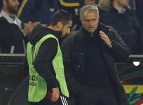 Henrikh Mkhitaryan Jose Mourinho Manchester United