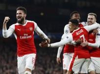 Olivier Giroud Arsenal Sanchez Ramsey Iwobi