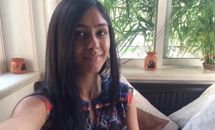 Mrunal Thakur of Kumkum Bhagya fame to play female lead in Aamir Khan-Amitabh Bachchan starrer Thugs of Hindostan?