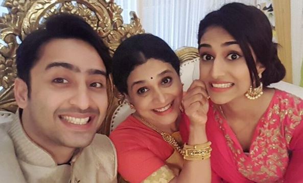 Kuch Rang Pyar Ke Aise Bhi weekly recap: Ishwari spoils Sonakshi's plan on Dev's birthday