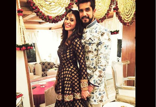 Suyyash Rai-Kishwer Merchantt wedding: Bride's industry friends celebrate bachelorette party by the pool side
