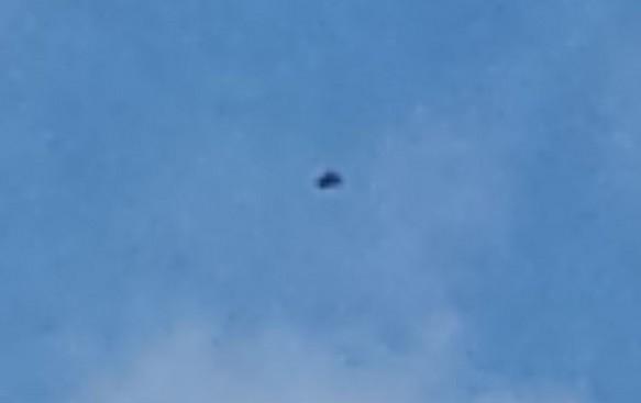 UFO Sighting: Strange object following Donald Trump's chopper spotted ...