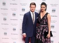 Ben Mckenzie and Morena Baccarin