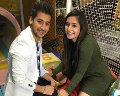 Udaan actors Paras Arora aka Vivaan and Meera Deosthale aka Meera dating?