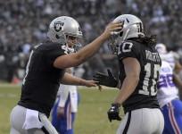 Derek Carr Seth Roberts Oakland Raiders