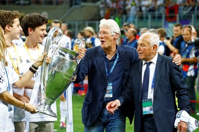 Who are gonna lift the coveted Champions League trophy this season? champions league