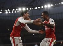 Hector Bellerin Theo Walcott Arsenal