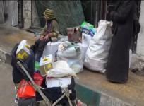 Aleppo residents raid abandoned rebel HQ for basic supplies