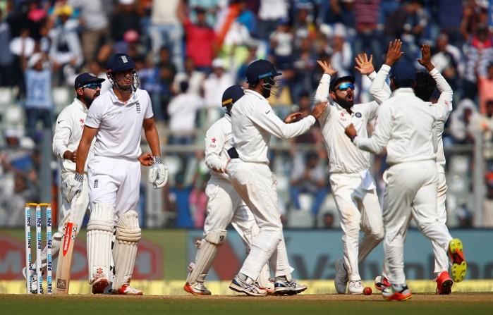 Alastair Cook needs to find inspiration from somewhere if England are to stop Virat Kohli and India Alastair Cook England Virat Kohli India