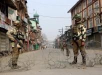 J&K: Clashes erupt in Srinagar after Friday prayers; protesters chant anti-India slogans